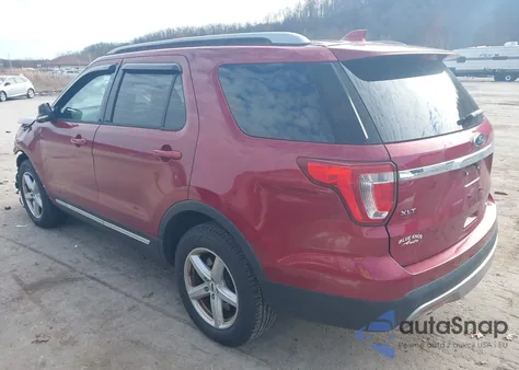 2016 Ford Explorer Xlt z USA, uszkodzony, nr VIN 1FM5K8D82GGD35630
